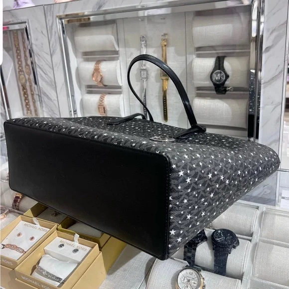 MICHAEL KORS Arden Large Printed Signature Logo Tote Bag - Picture 7 of 11